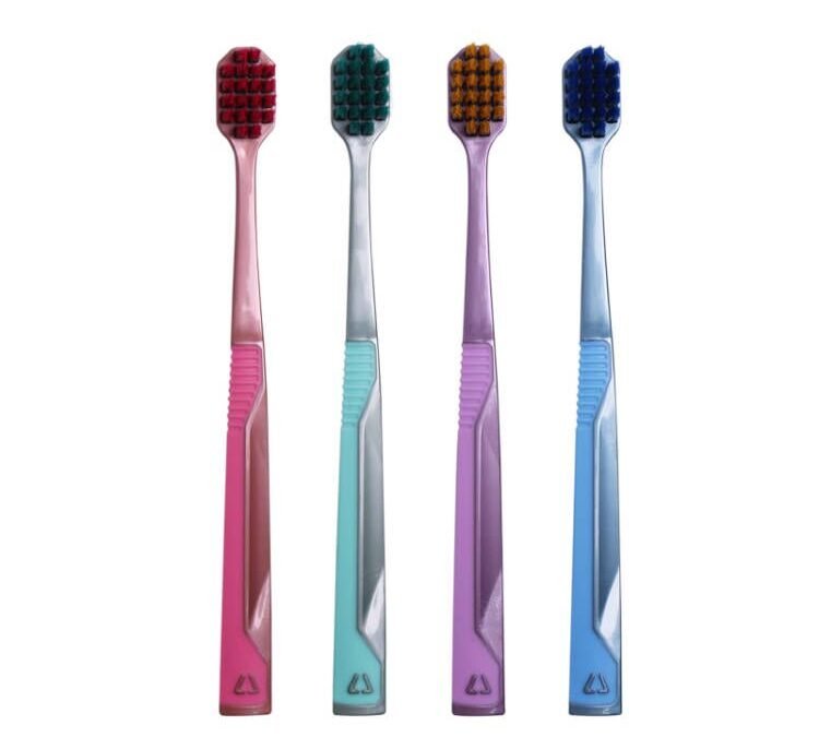 Elevate Your Oral Hygiene with Extra Clean Toothbrushes